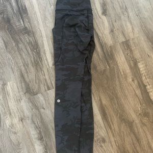 Fast and Free grey camo legging 25”